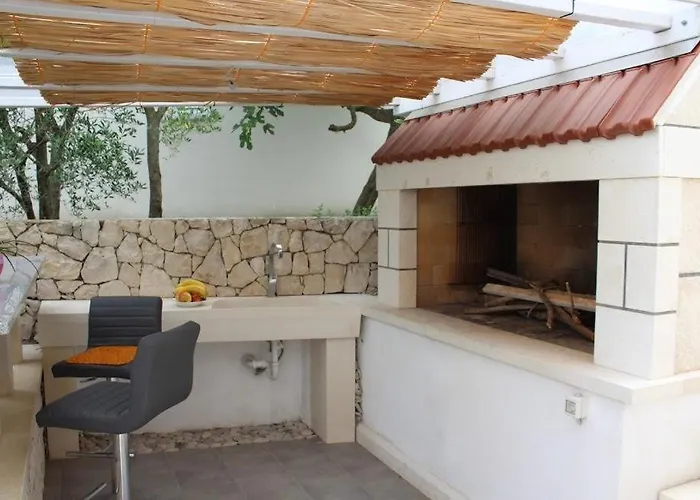 בית נופש Sikluh-128-4 *